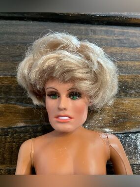 Vintage 1975 Mego Farrah Fawcett Doll Only For Parts or Repair